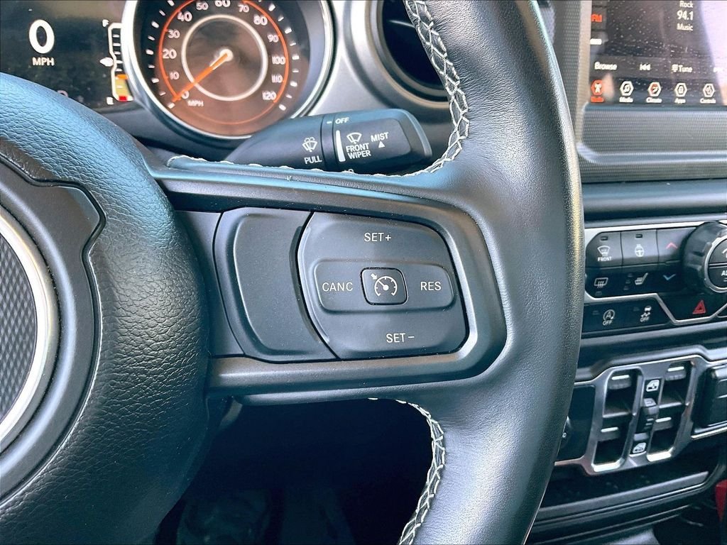 Used 2023 Jeep Gladiator Overland AWD/4WD image 22