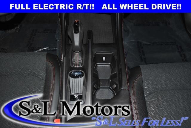 Used 2025 Dodge Charger R/T w/ Quick Order Package 25M R/T image 16