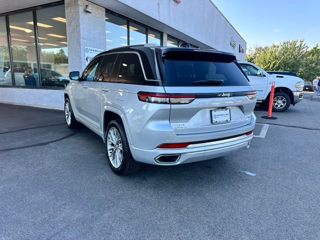 Used 2023 Jeep Grand Cherokee Summit w/ Luxury Tech Group V image 7