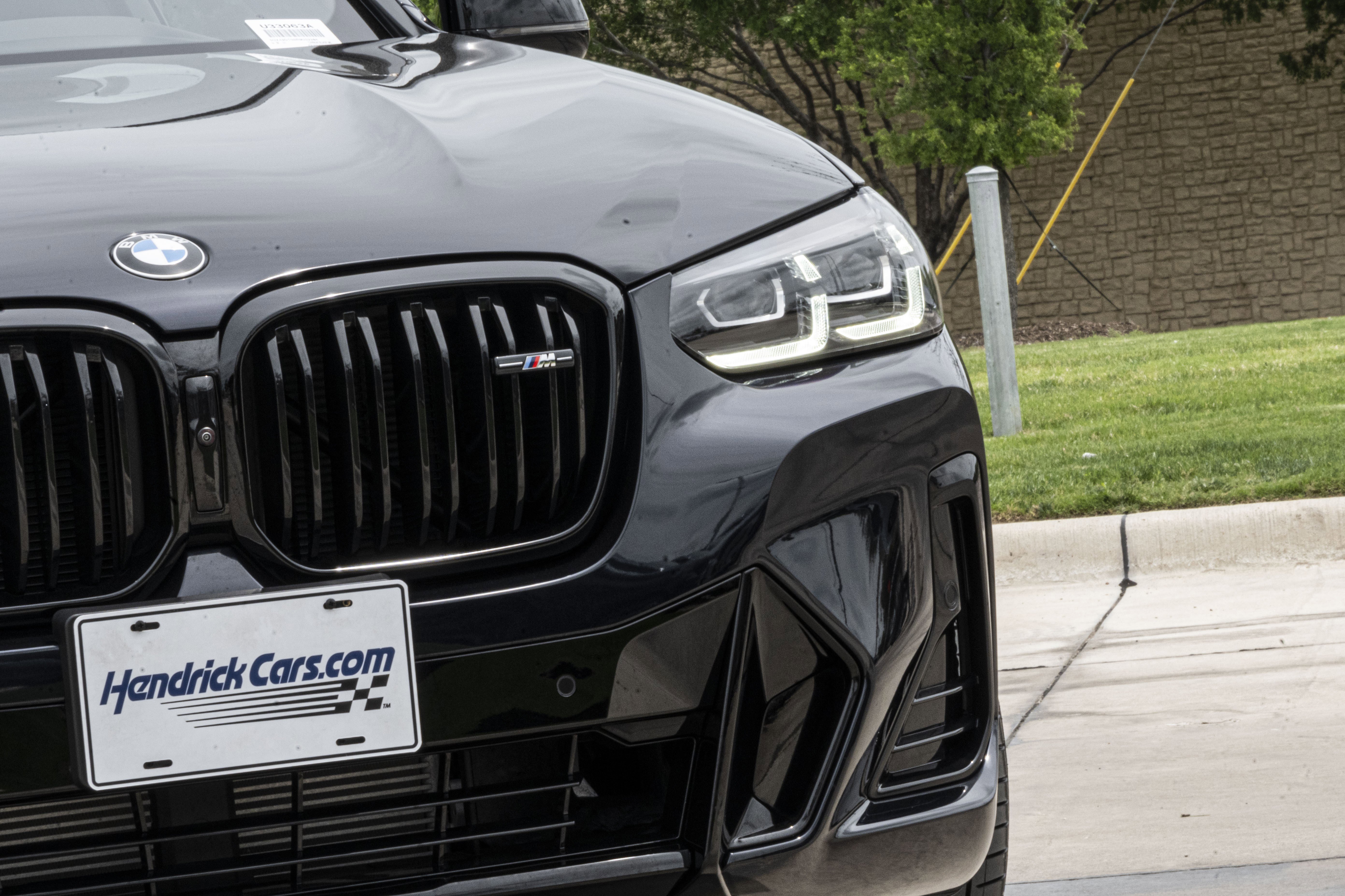 Certified 2024 BMW X4 M40i w/ Premium Package image 10