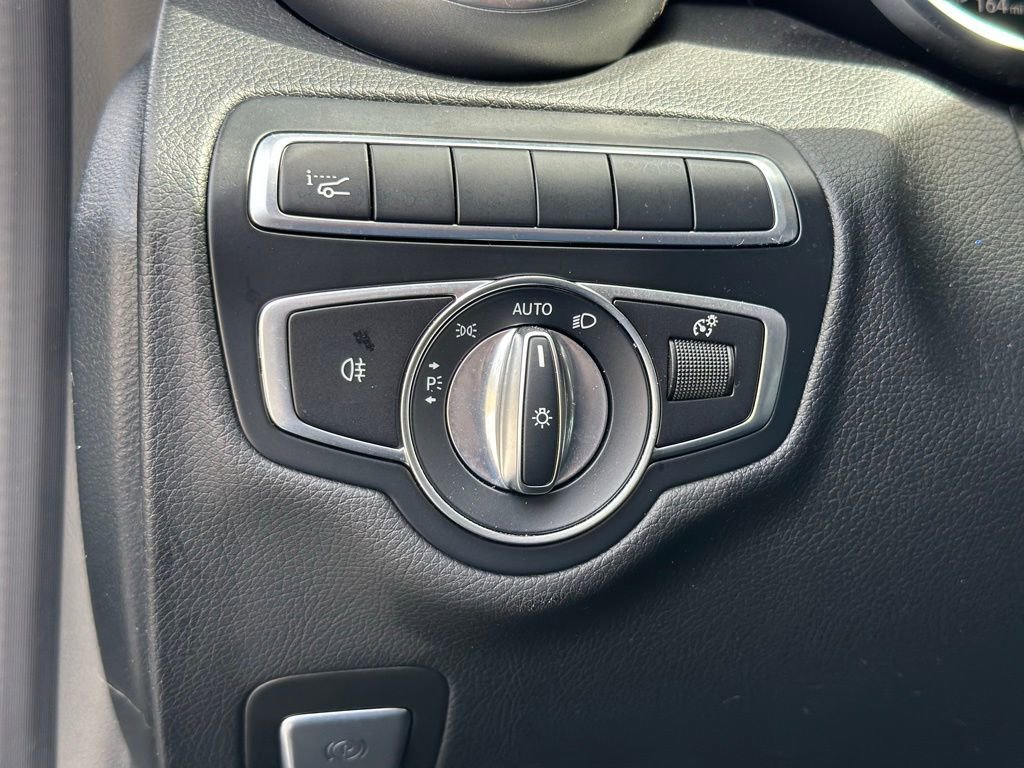 Used 2022 Mercedes-Benz C 300 4MATIC Coupe image 29