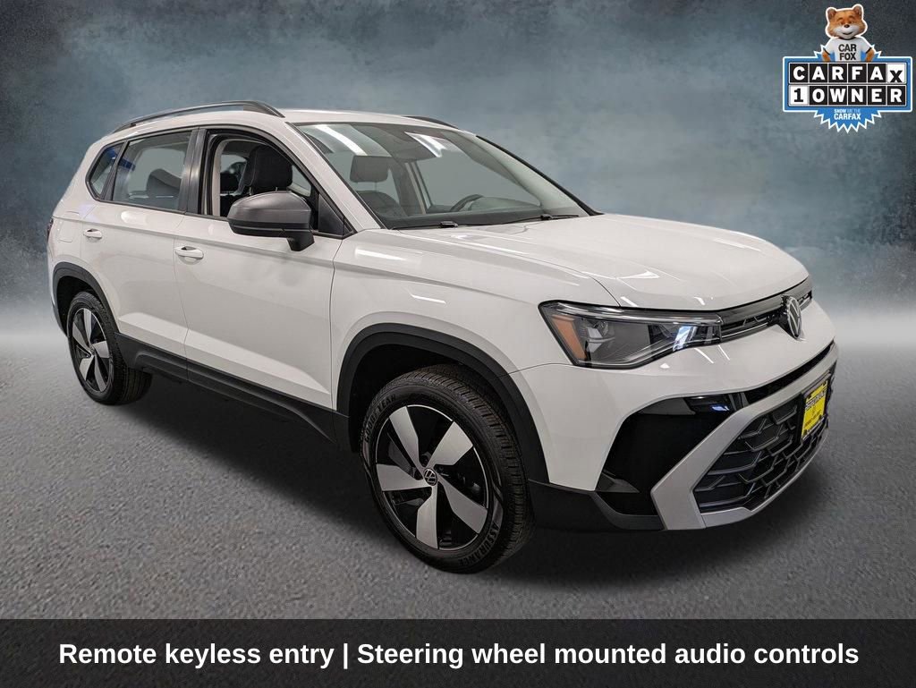 Used 2025 Volkswagen Taos S AWD/4WD image 3