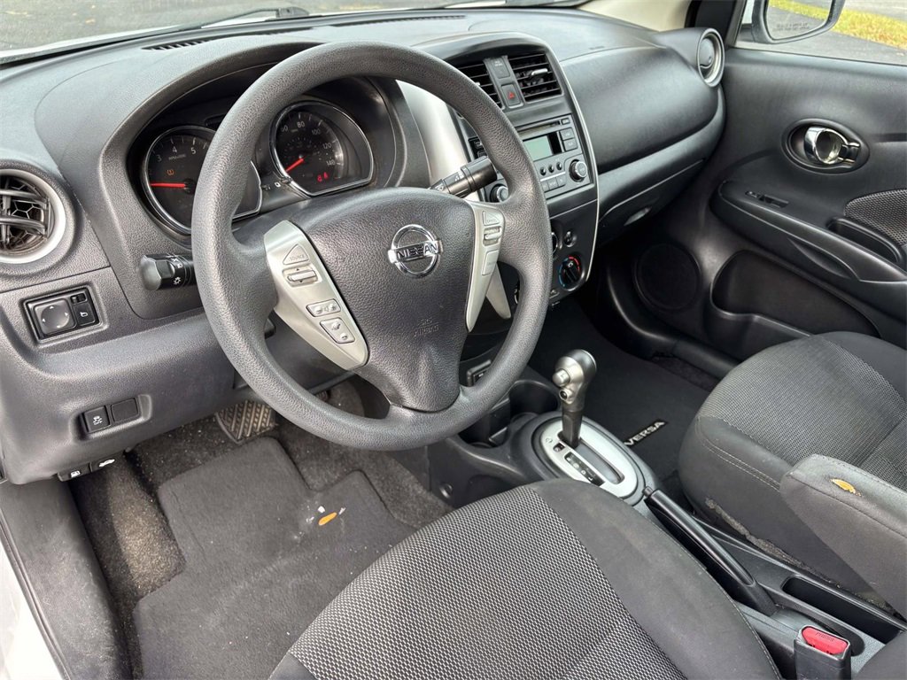 Used 2018 Nissan Versa SV image 11