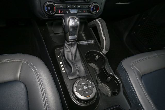 Used 2023 Ford Bronco Outer Banks w/ Sasquatch Package AWD/4WD image 25