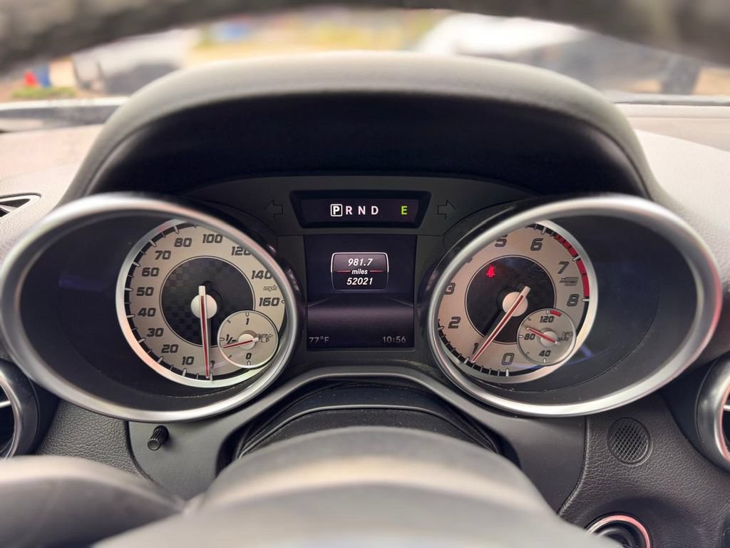 Used 2015 Mercedes-Benz SLK 250 image 16