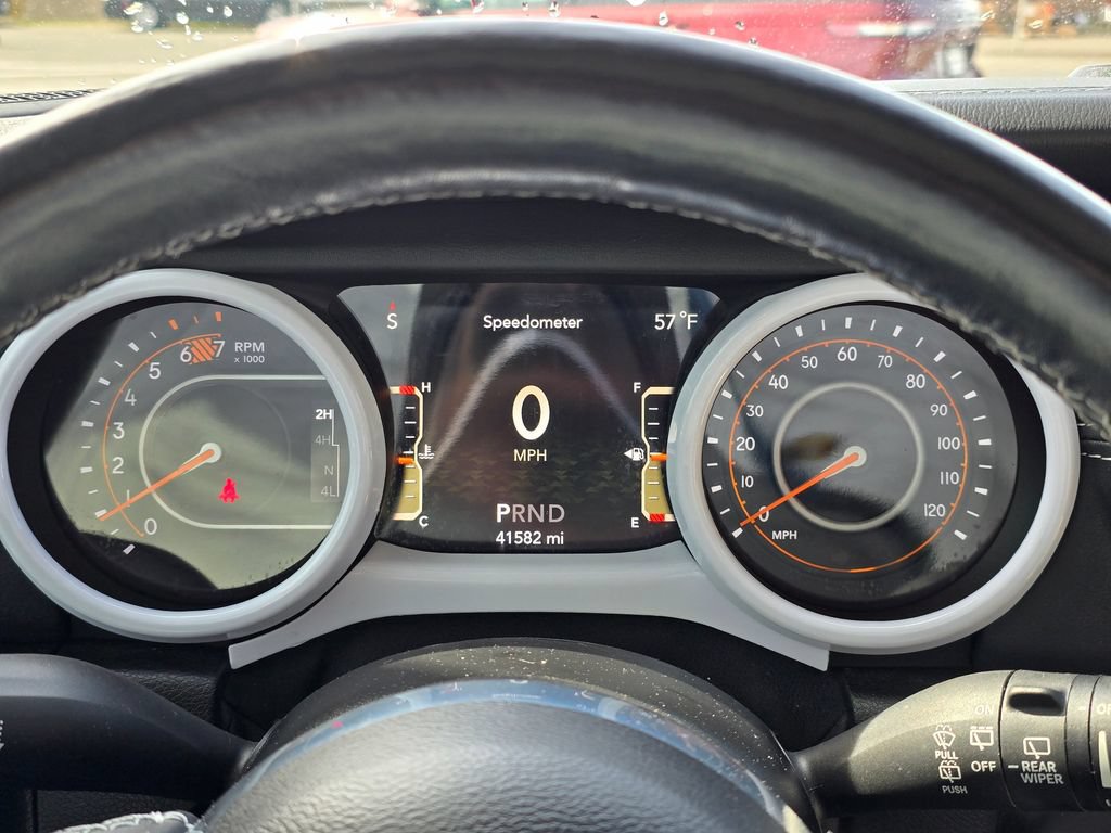 Used 2020 Jeep Wrangler Unlimited Sahara w/ Uconnect 4C Nav & Sound Group AWD/4WD image 20