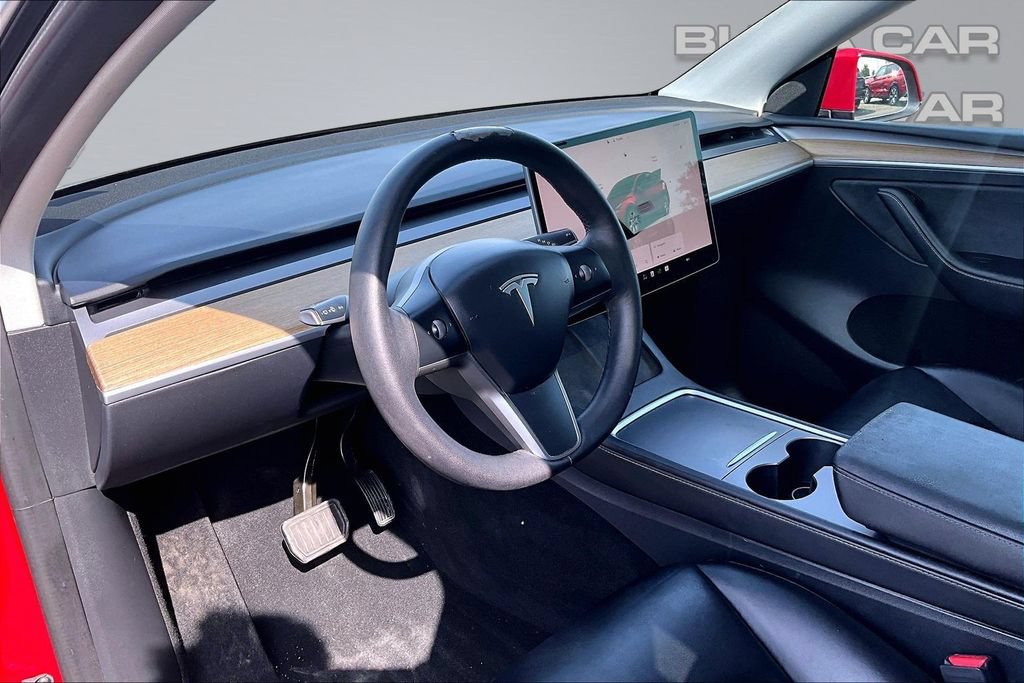 Used 2022 Tesla Model Y Long Range AWD/4WD image 14
