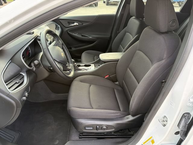 Used 2023 Chevrolet Malibu RS FWD image 13