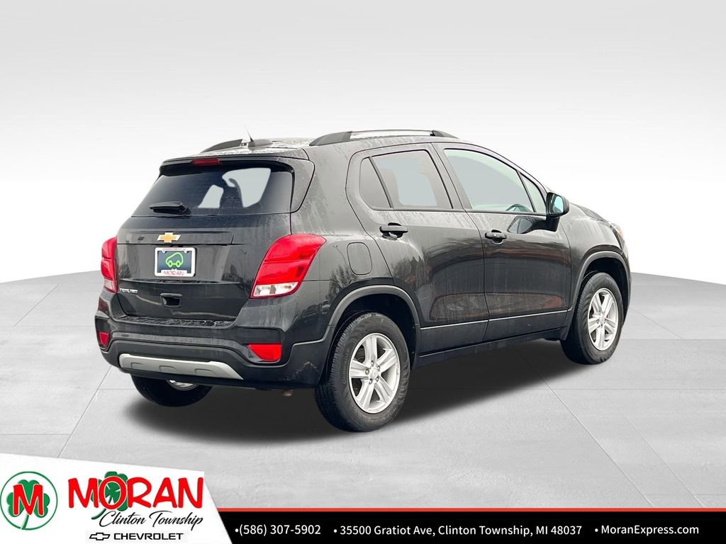 Certified 2022 Chevrolet Trax LT w/ LT Convenience Package image 5