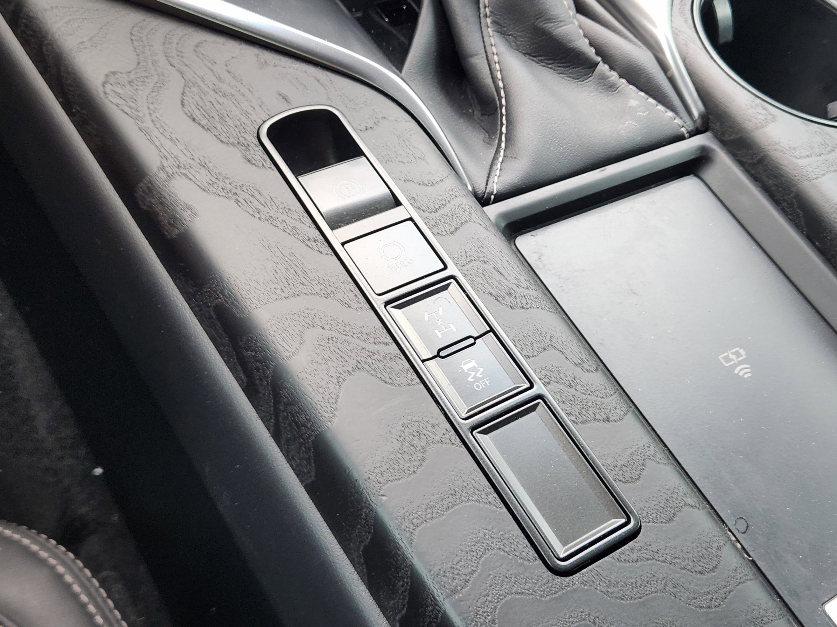 Used 2023 Lexus LX 600 4WD w/ Appearance Package image 15