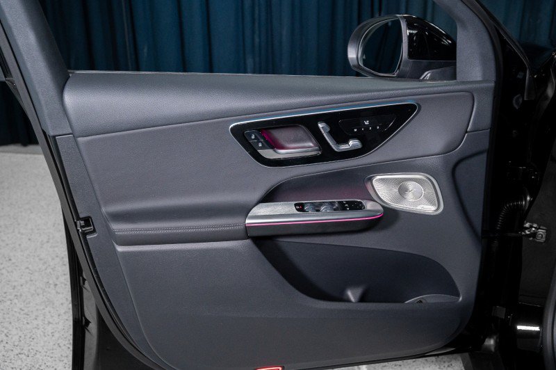 Certified 2026 Mercedes-Benz GLC 300 4MATIC image 11