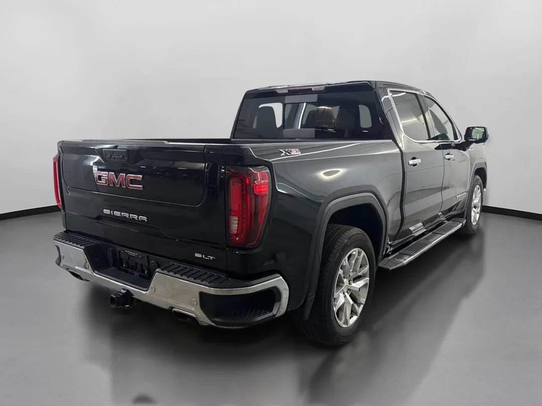 Used 2022 GMC Sierra 1500 SLT w/ SLT Premium Plus Package AWD/4WD image 10