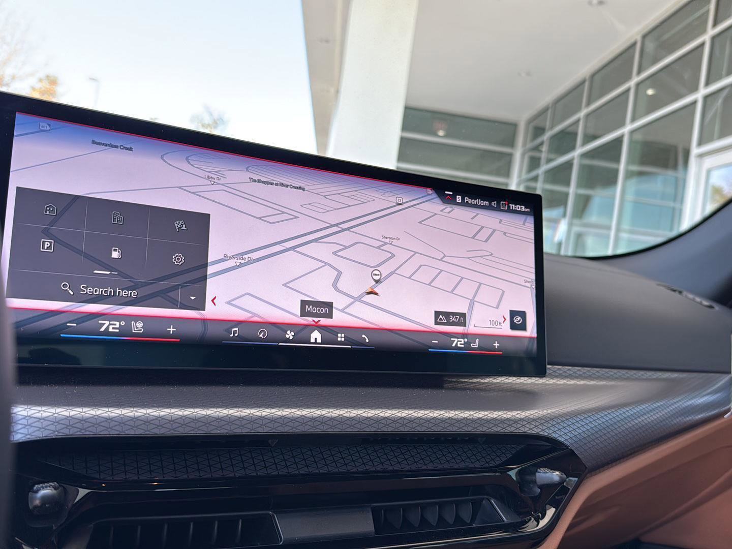 Used 2025 BMW M440i Convertible w/ Premium Package image 18