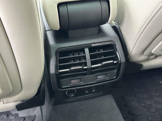 Certified 2025 Audi Q3 2.0T Premium w/ Convenience Package AWD/4WD image 16
