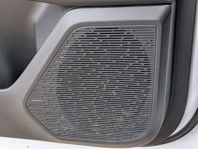 Used 2025 Chevrolet Equinox LT image 16