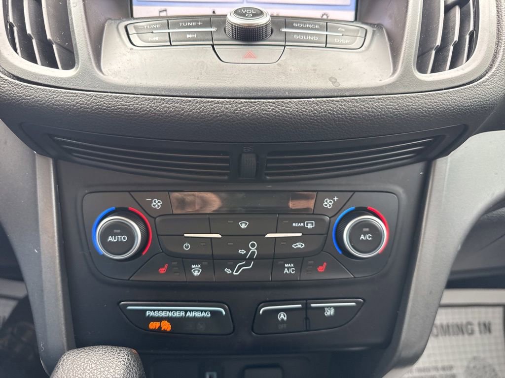 Used 2018 Ford Escape SE w/ SE Sync 3 Package FWD image 29