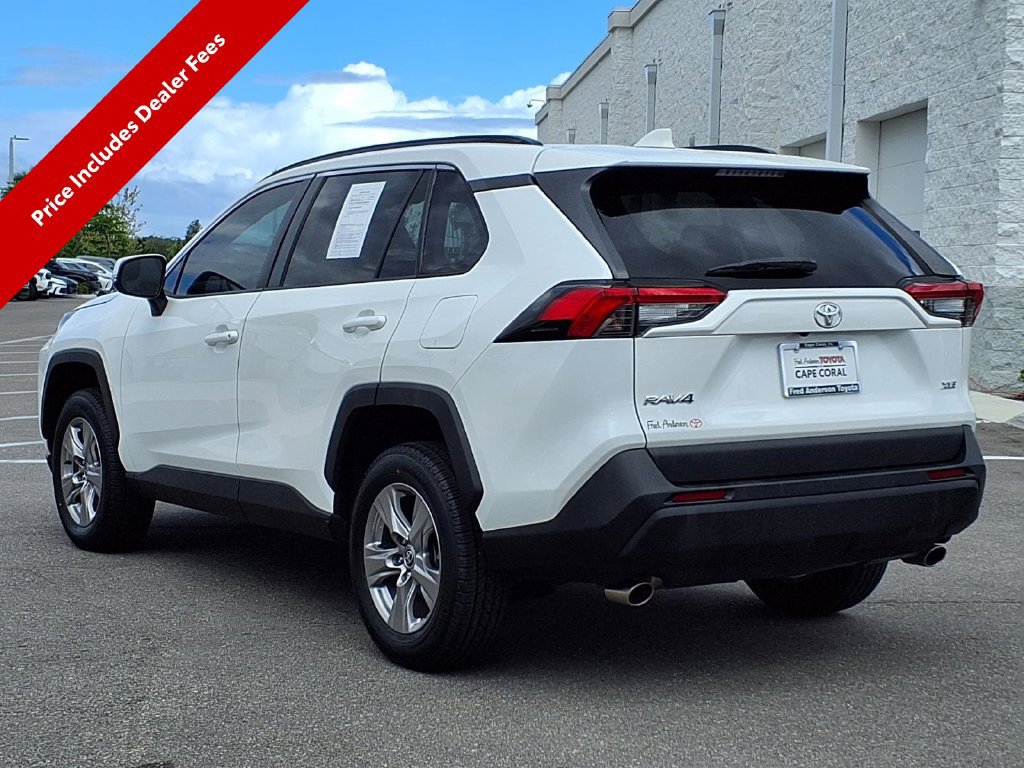Used 2022 Toyota RAV4 XLE FWD image 6