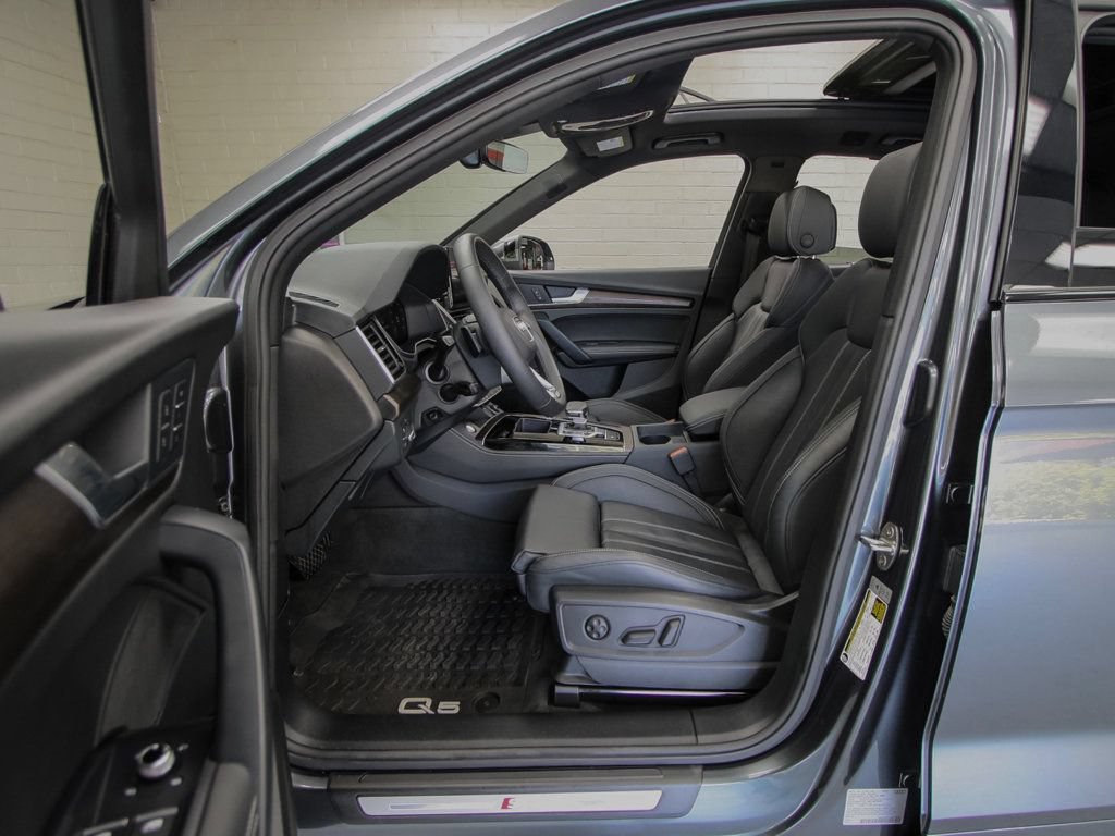 Used 2024 Audi Q5 e Premium Plus w/ Premium Plus Package AWD/4WD image 11