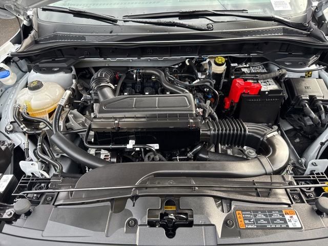 Used 2025 Ford Escape Active AWD/4WD image 8