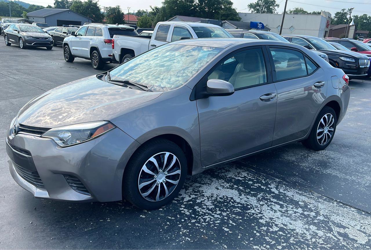 Used 2016 Toyota Corolla LE FWD image 7