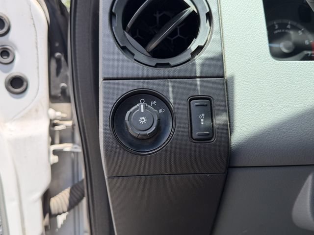 Used 2016 Ford F250 XL w/ Power Equipment Group AWD/4WD image 8