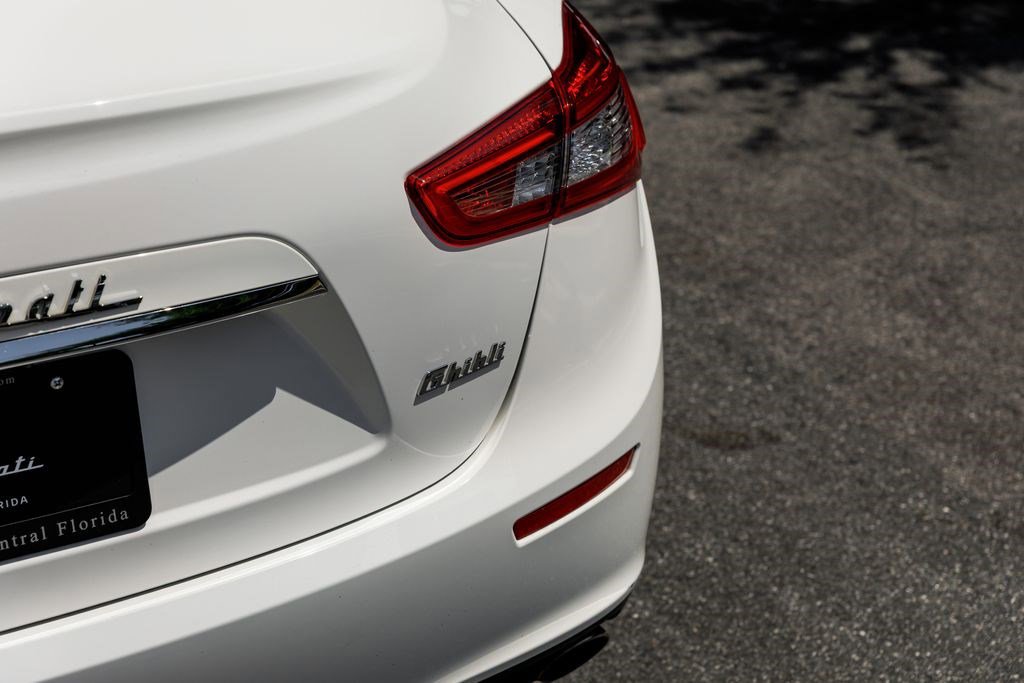 Used 2016 Maserati Ghibli image 38