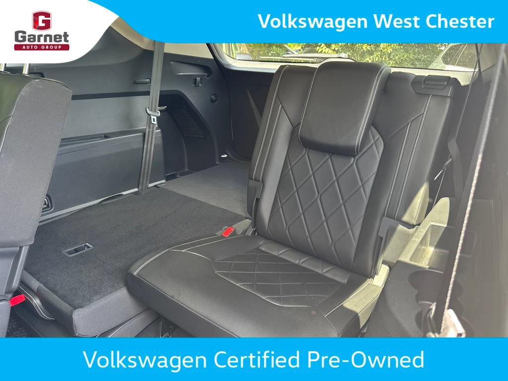 Certified 2024 Volkswagen Atlas SEL Premium R-Line AWD/4WD image 39