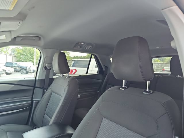 Used 2022 Ford Explorer XLT AWD/4WD image 16