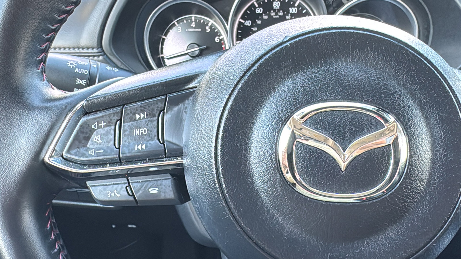 Certified 2024 MAZDA CX-5 Carbon Edition image 21