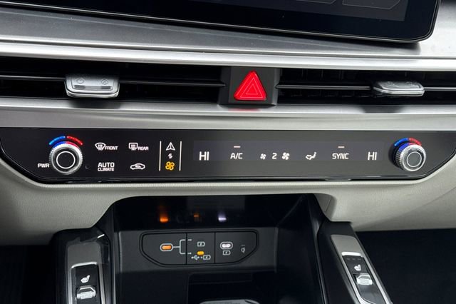 New 2026 Kia Sorento S w/ S Panoramic Sunroof Package image 26