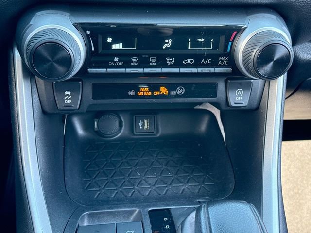 Used 2025 Toyota RAV4 LE image 19