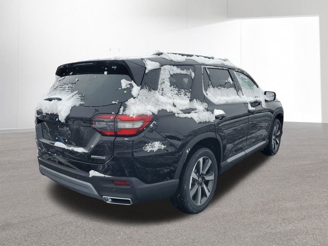 New 2025 Honda Pilot Touring image 13