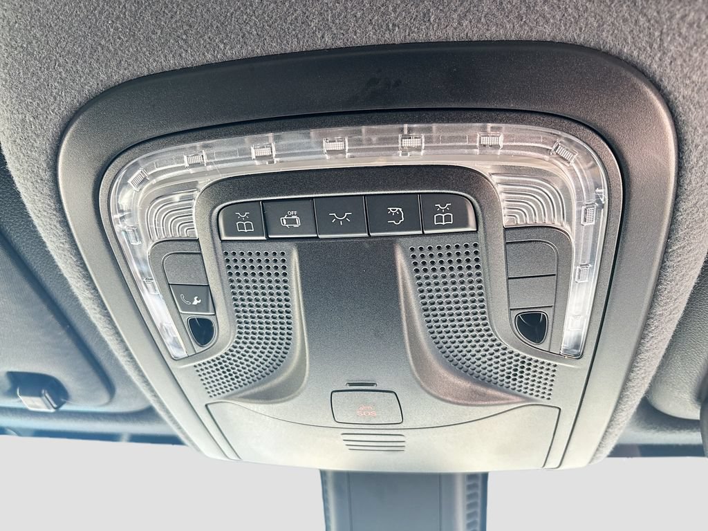 Used 2023 Mercedes-Benz Sprinter 2500 image 33
