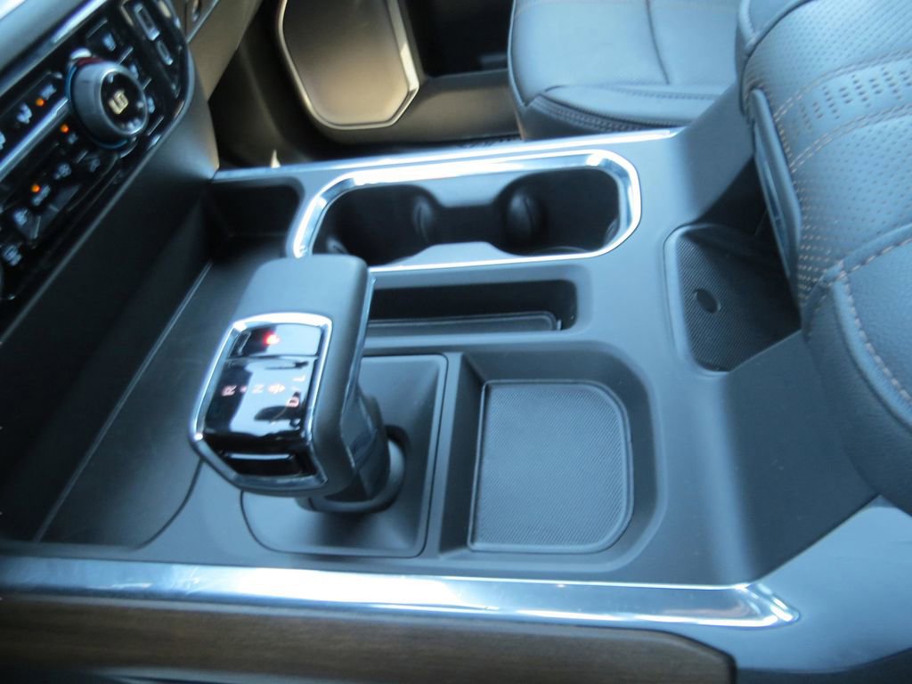 Certified 2025 Chevrolet Silverado 1500 High Country AWD/4WD image 23