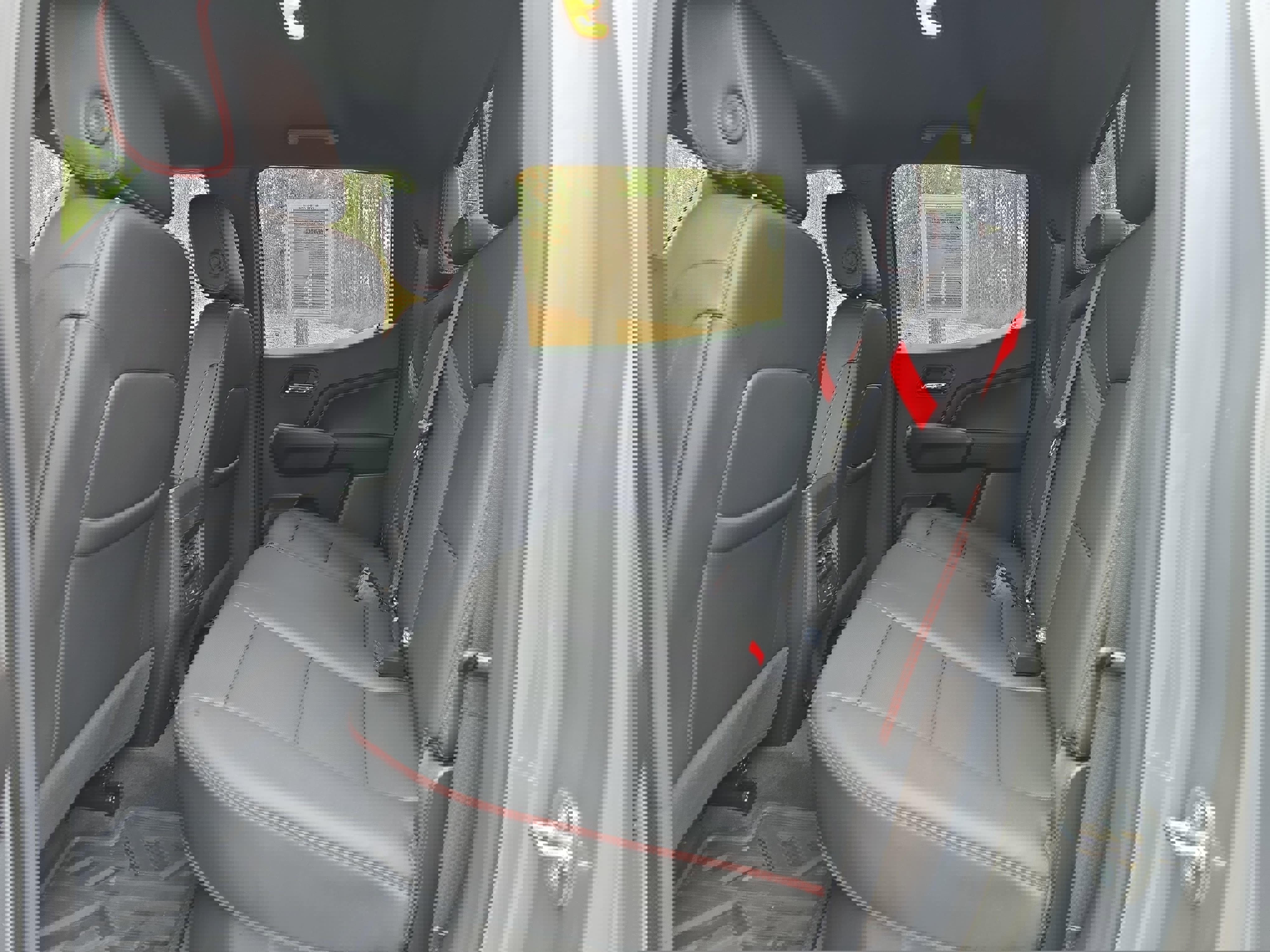 Used 2023 Chevrolet Colorado Z71 w/ Z71 Convenience Package 2 image 13