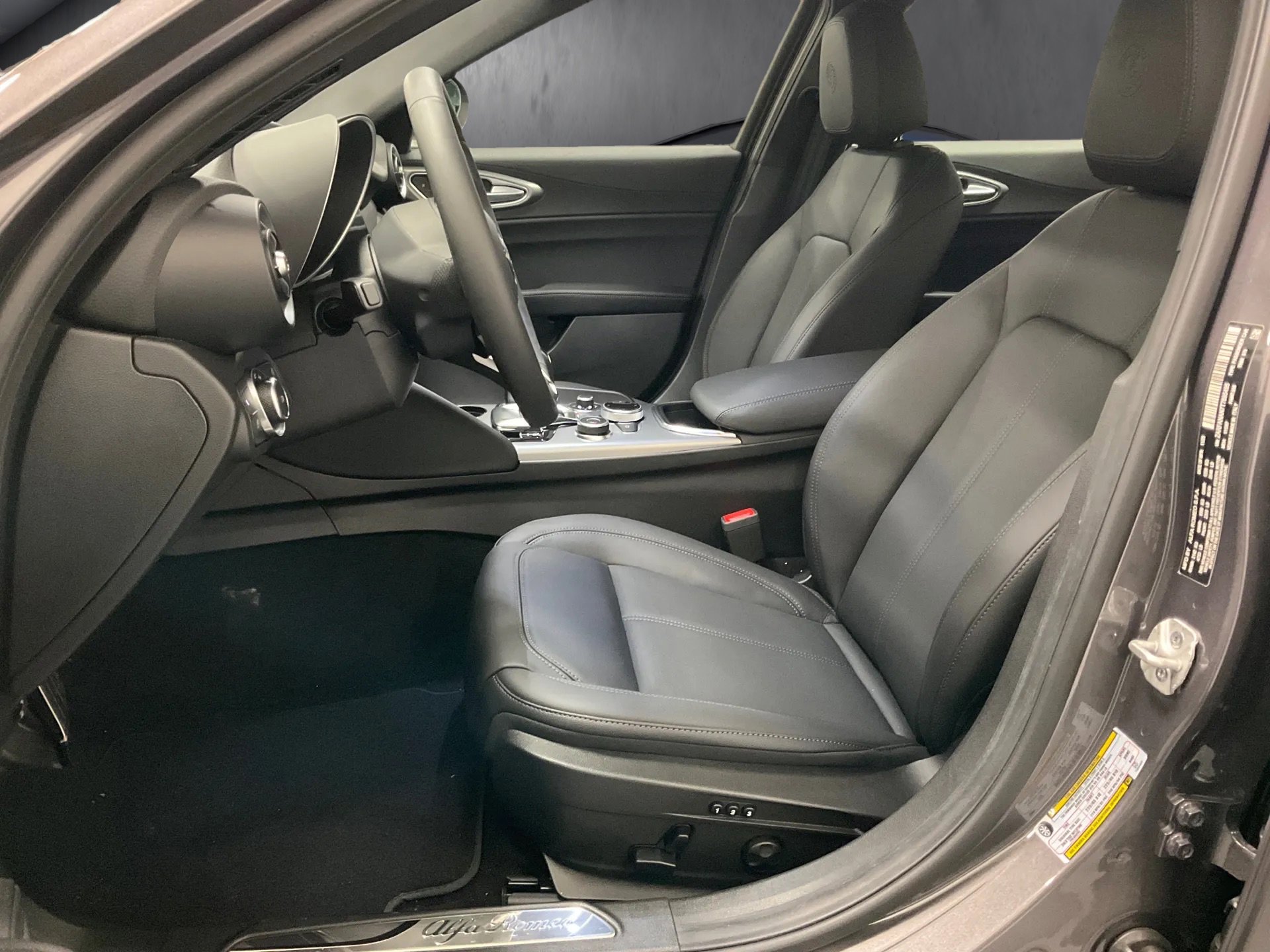 New 2026 Alfa Romeo Giulia AWD w/ Driving Assist Package image 4