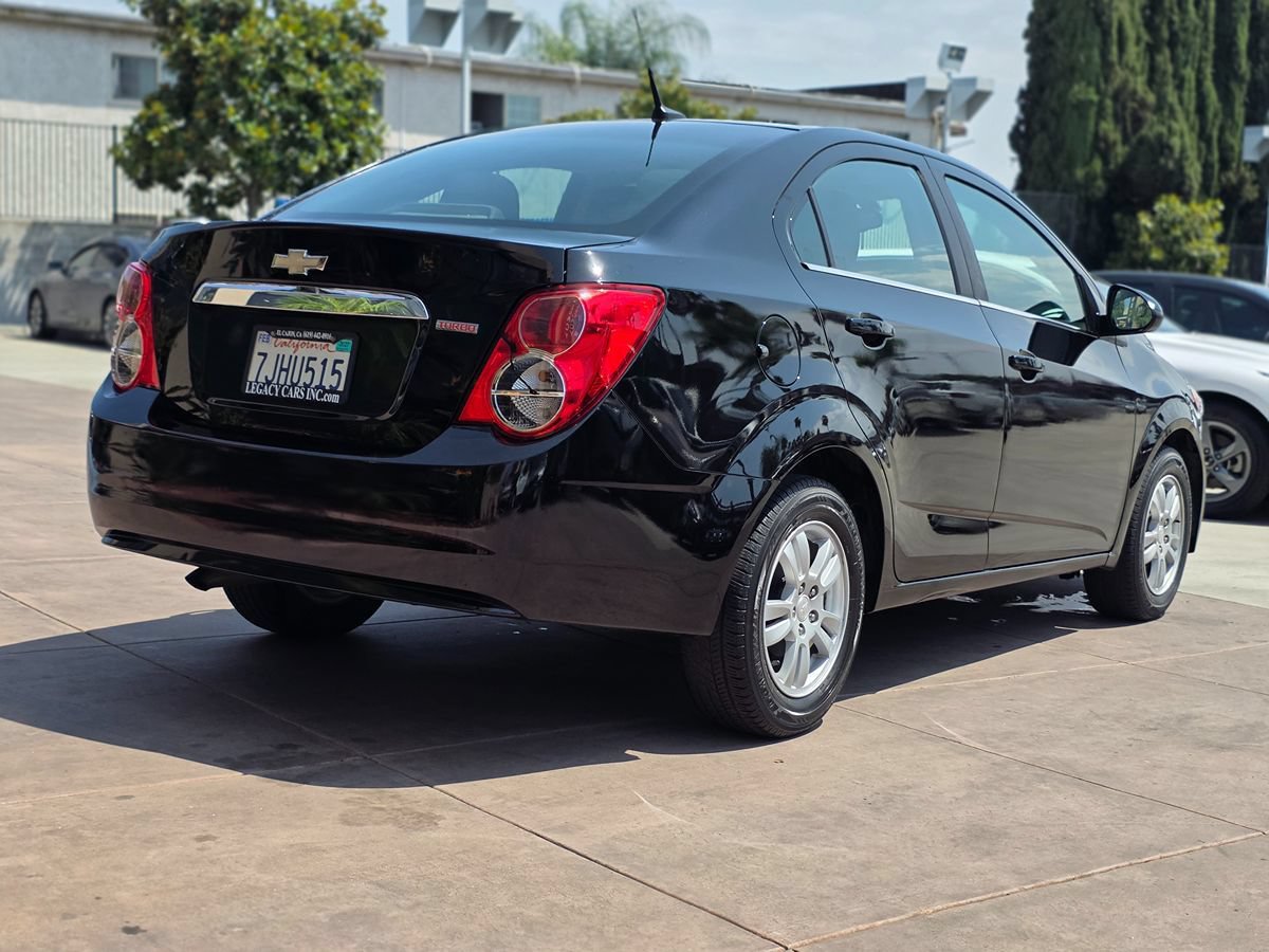 Used 2014 Chevrolet Sonic LT FWD image 12