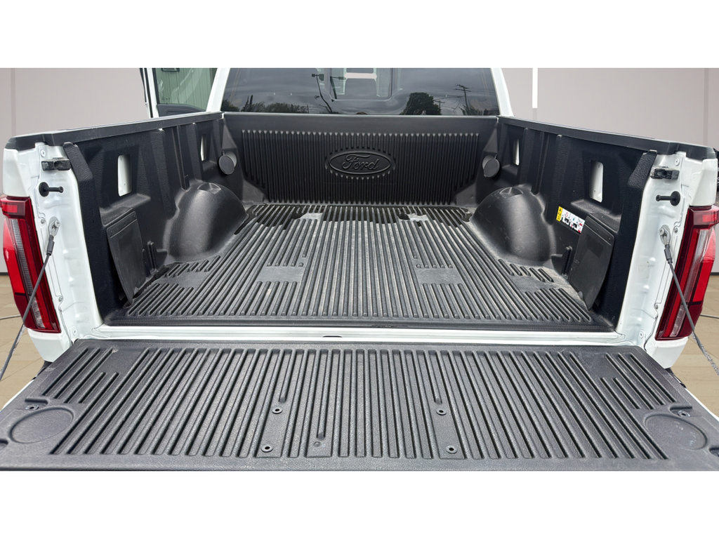Used 2025 Ford F150 Lariat w/ Equipment Group 502A High AWD/4WD image 10