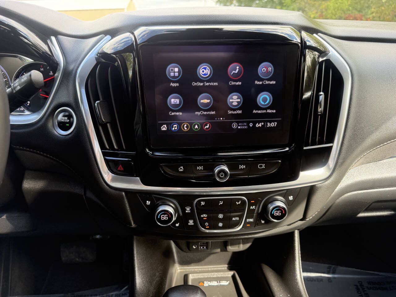 Used 2022 Chevrolet Traverse High Country AWD/4WD image 16