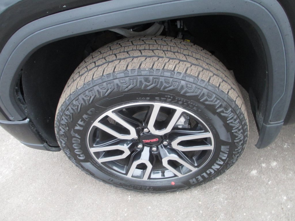 Certified 2022 GMC Sierra 1500 AT4 w/ AT4 Premium Package image 13