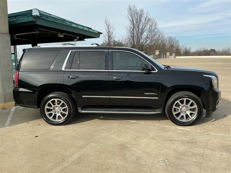 Used 2018 GMC Yukon Denali image 8