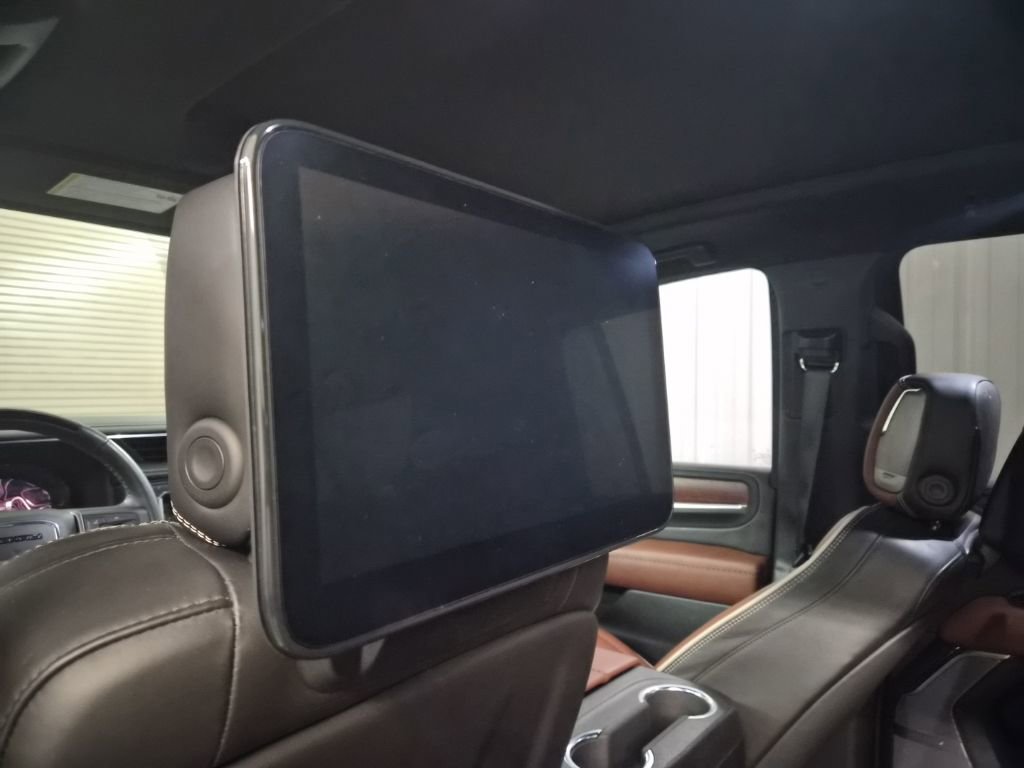 Used 2023 GMC Yukon XL Denali Ultimate image 22