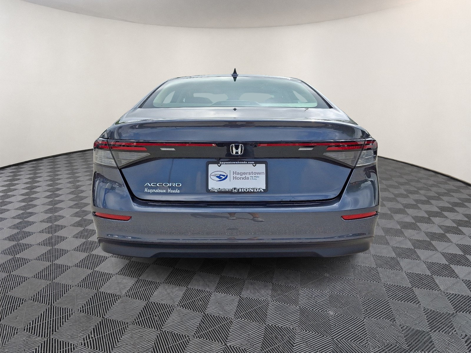 Used 2024 Honda Accord EX image 5
