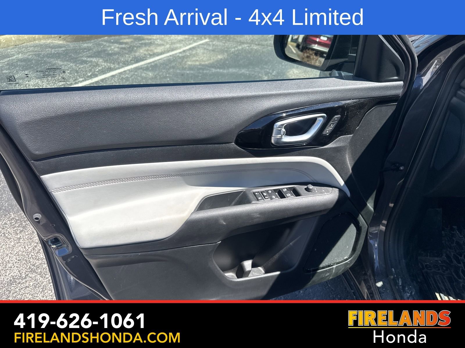 Used 2024 Jeep Compass Limited w/ Elite Group AWD/4WD image 15