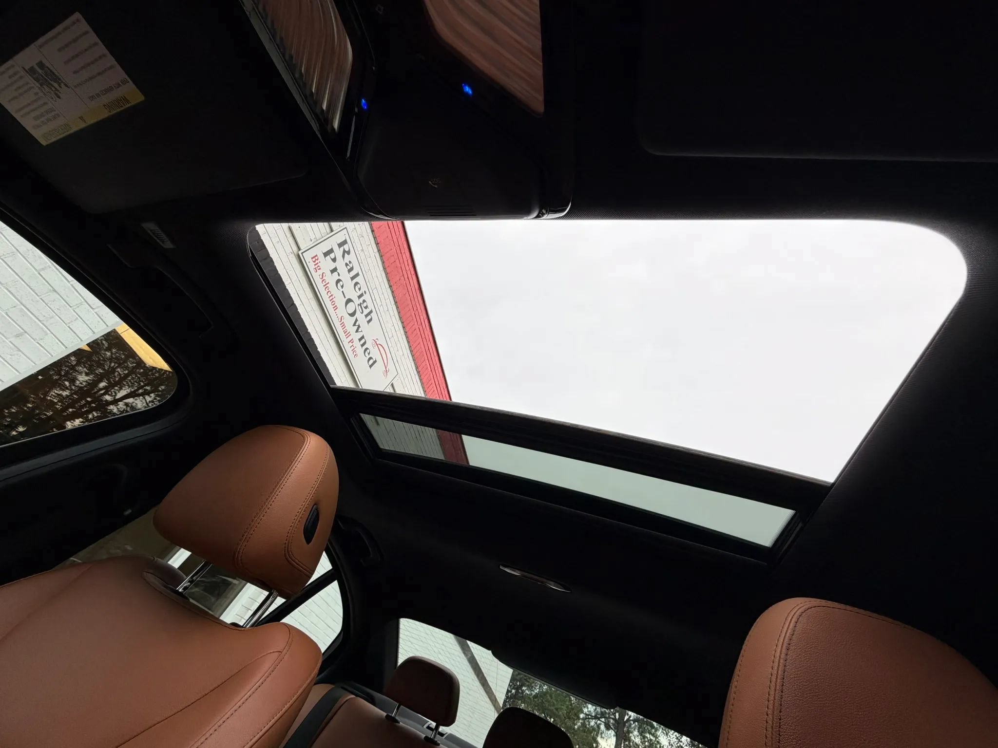 Used 2019 BMW 330i xDrive Sedan w/ Convenience Package AWD/4WD image 33