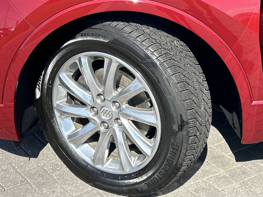 Used 2020 Buick Envision Essence image 32