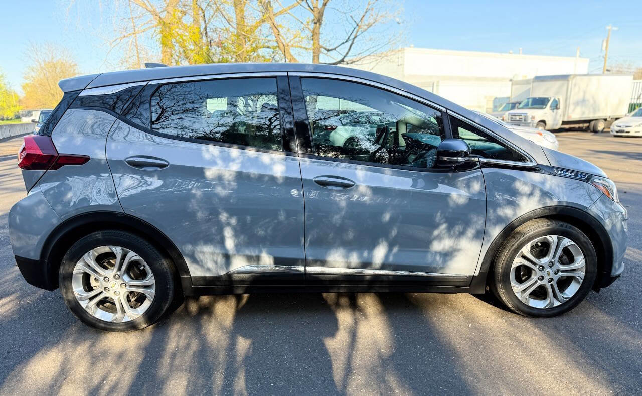 Used 2019 Chevrolet Bolt LT image 4