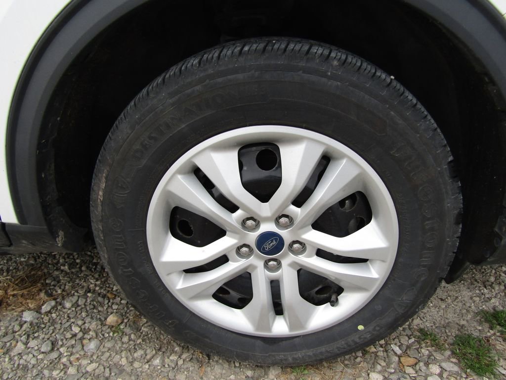 Used 2020 Ford Escape S image 9