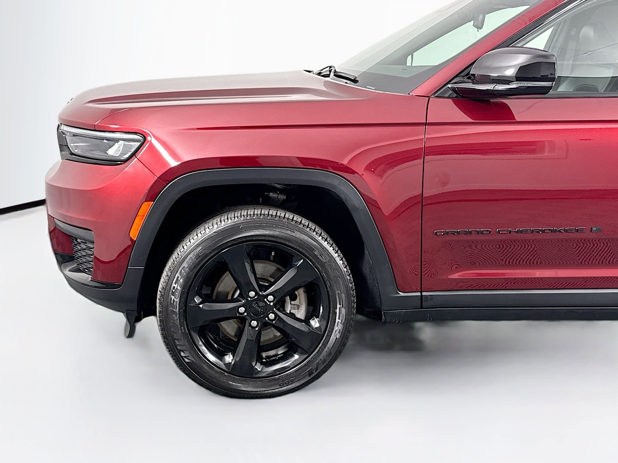 Used 2024 Jeep Grand Cherokee L Altitude AWD/4WD image 40