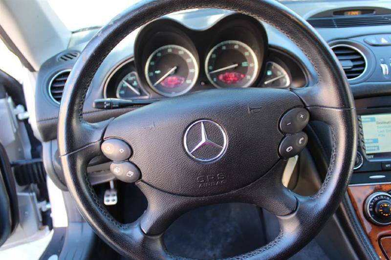 Used 2005 Mercedes-Benz SL 500 image 16